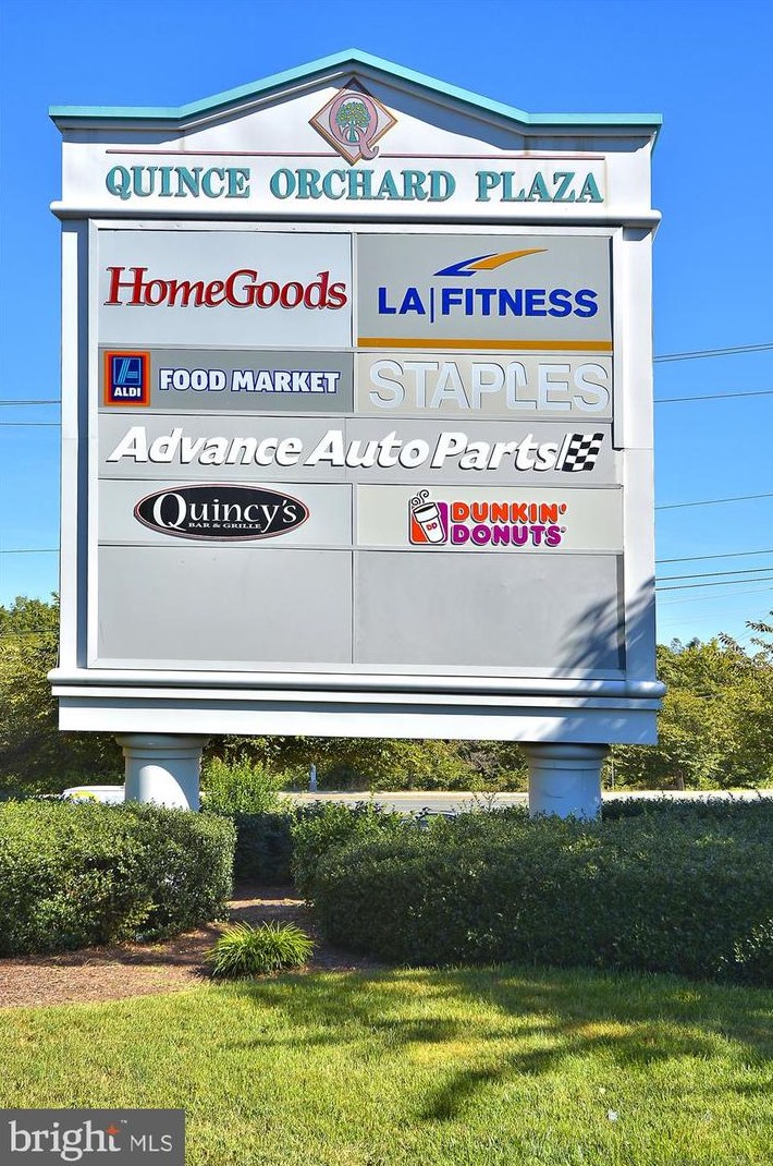 71 Swanton Mews, Gaithersburg MD  20878-7869 exterior