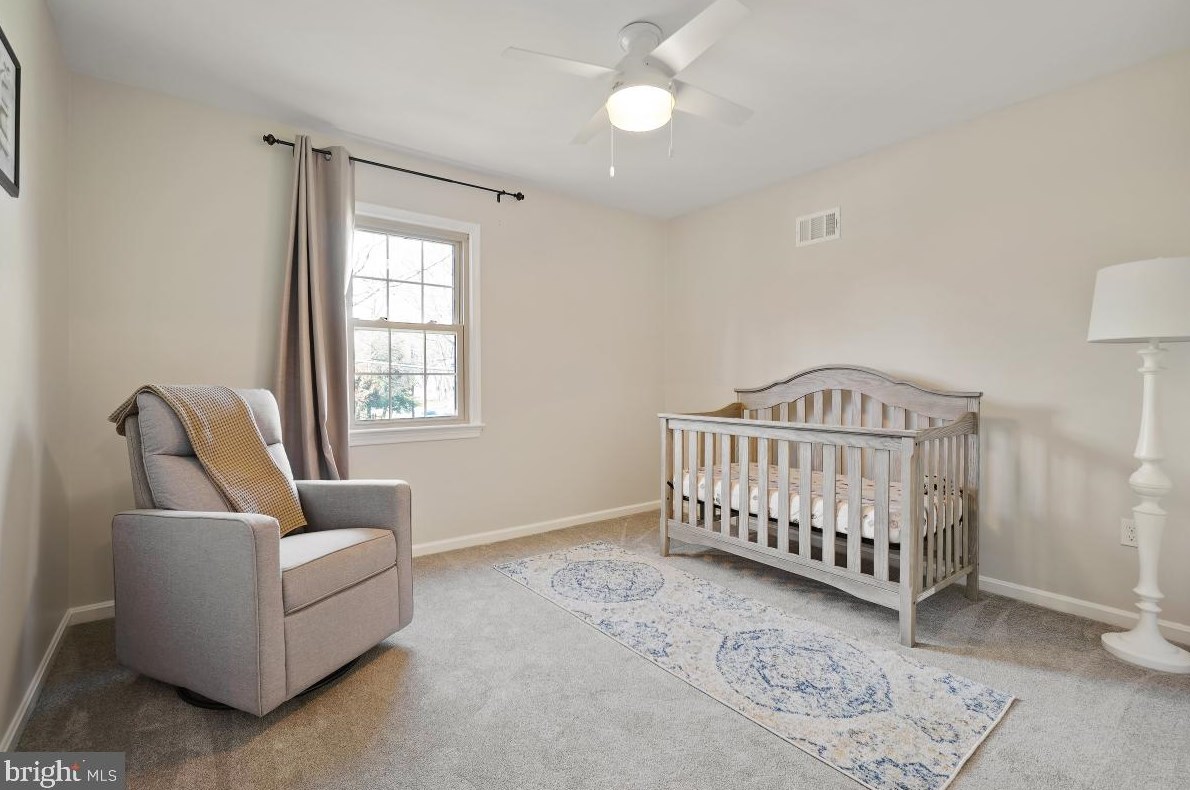 16709 Chestnut St, Gaithersburg MD  20877-1212 exterior