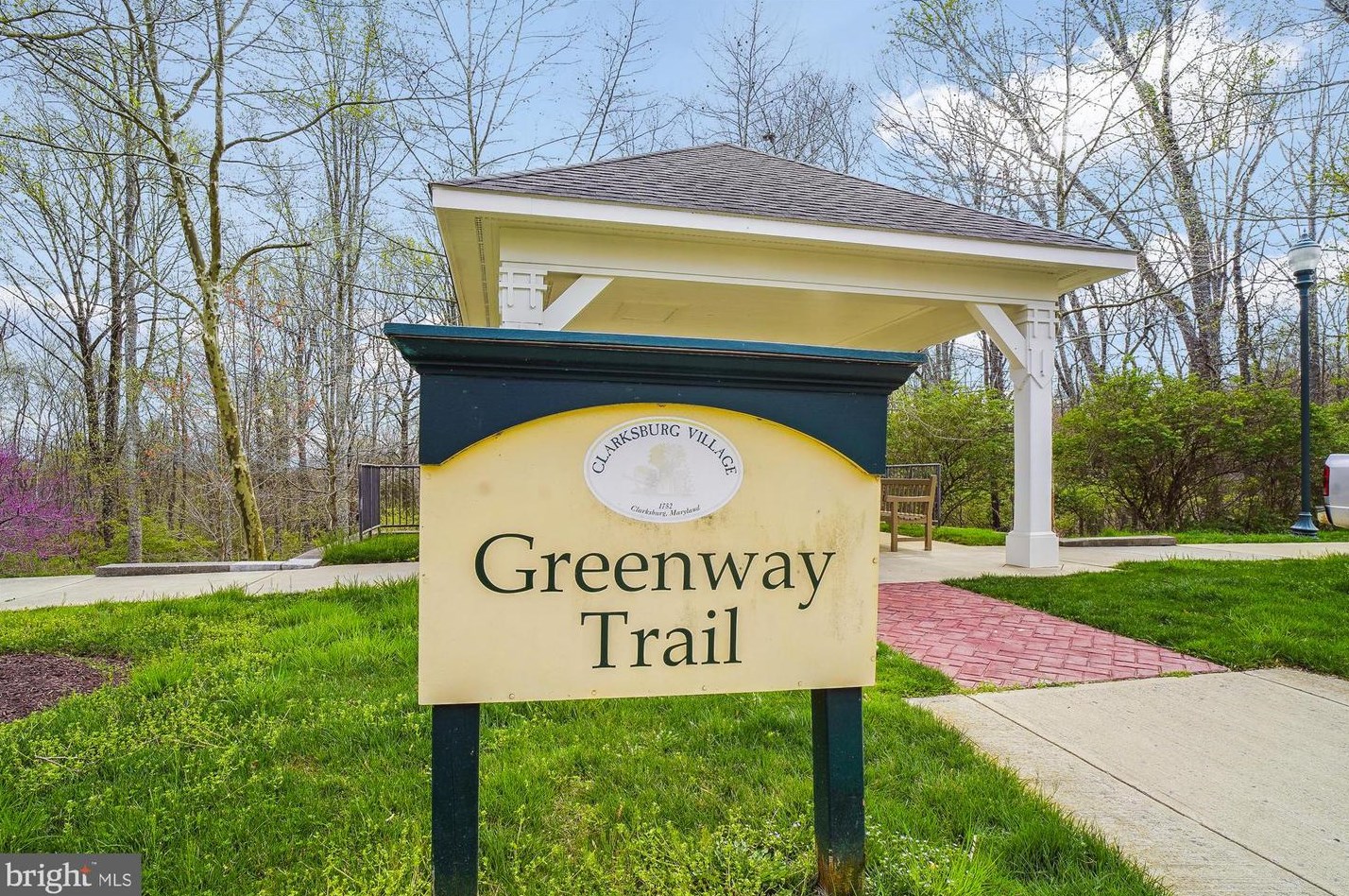 12557 Horseshoe Bend Cir, Clarksburg MD  20871-9481 exterior