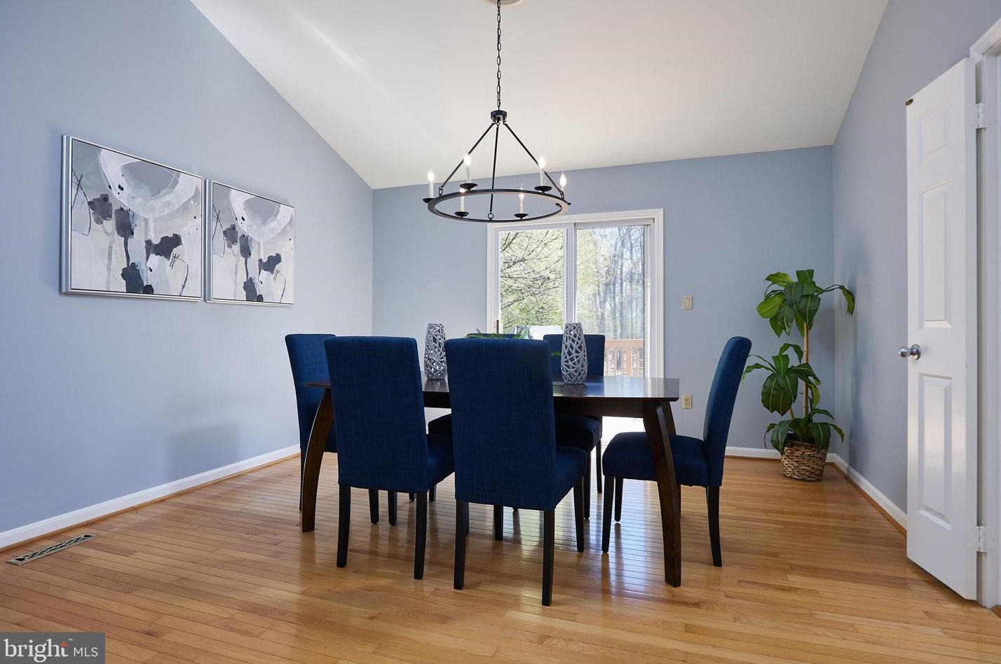 13324 Darnestown Rd, Gaithersburg MD  20878-3510 exterior