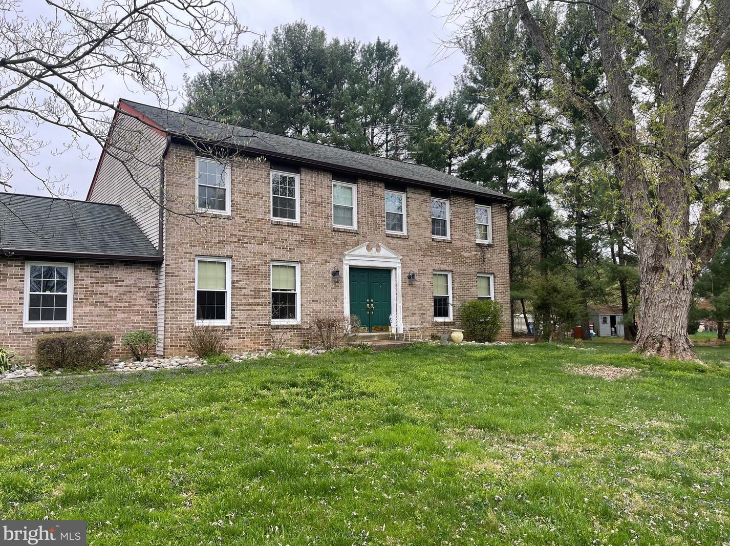 21921 Foxlair Rd, Gaithersburg MD  20882-1306 exterior