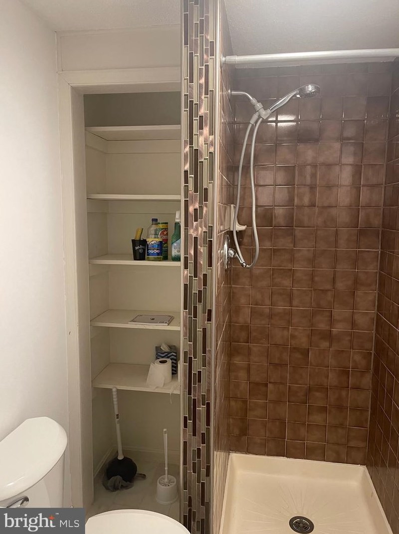 20541 Strath Haven Dr, Gaithersburg MD  20886-4061 exterior