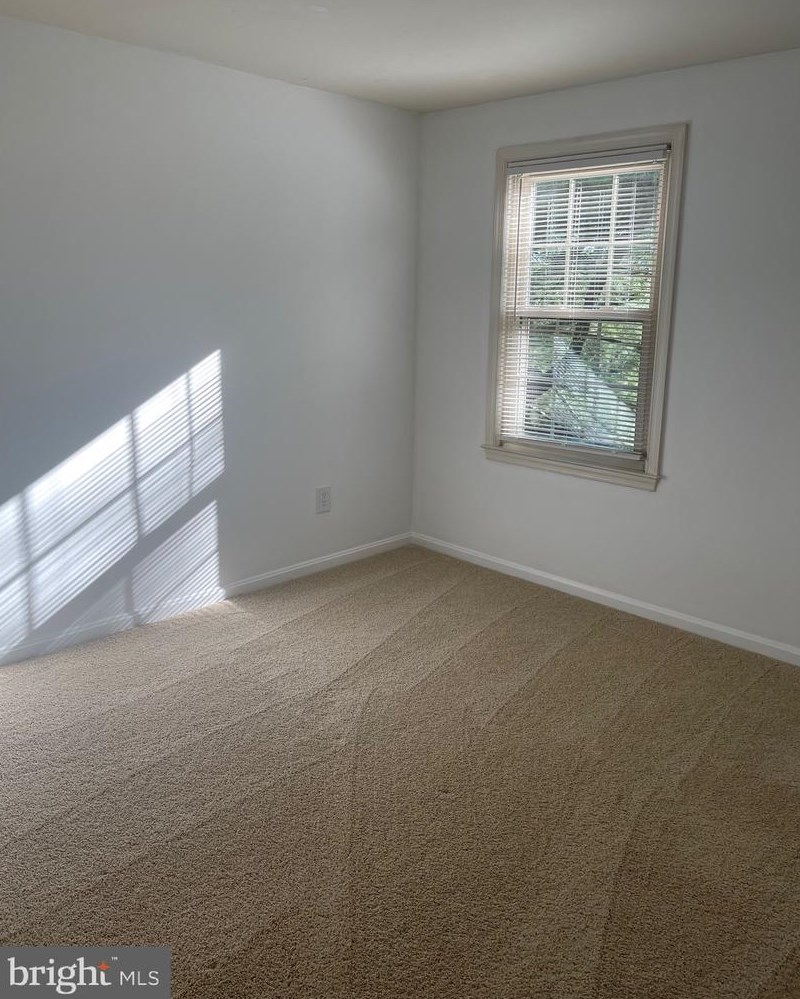 20541 Strath Haven Dr, Gaithersburg MD  20886-4061 exterior