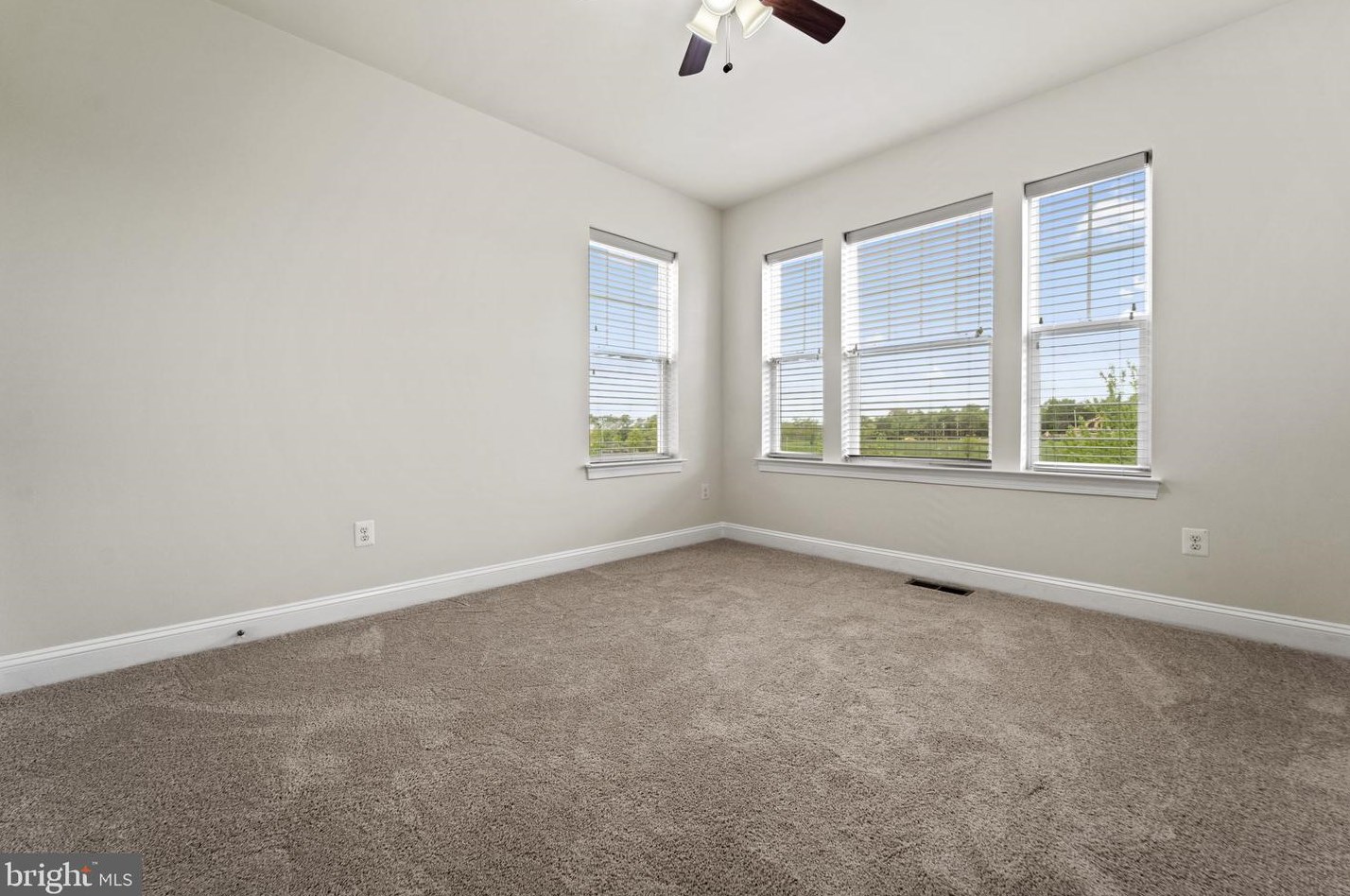 23963 Burdette Forest Rd, Clarksburg MD  20871-4420 exterior