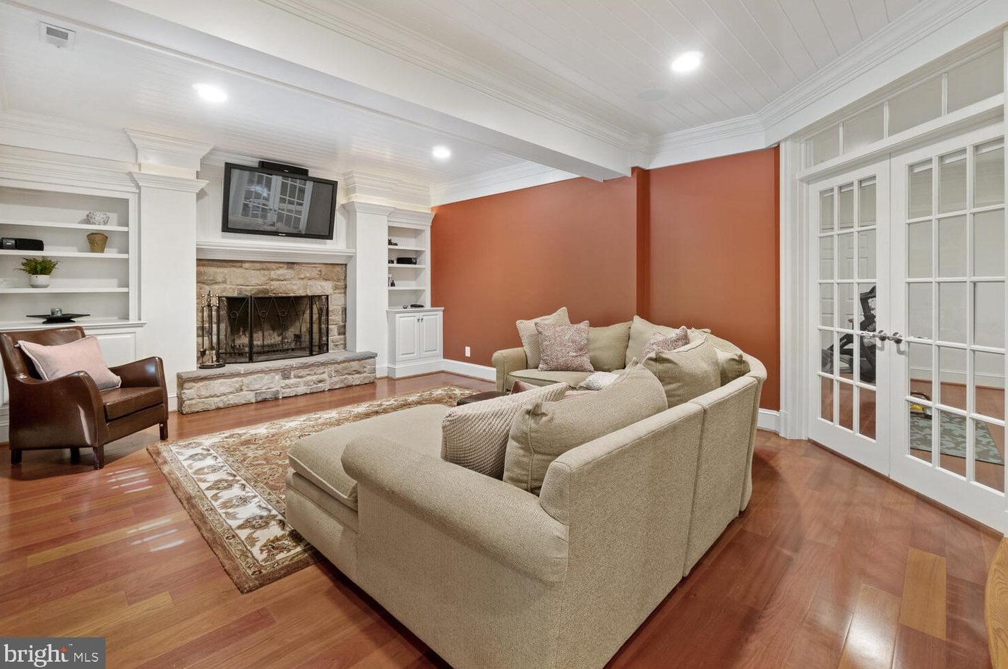 24516 Hanson Rd, Gaithersburg MD 20882-3504 exterior