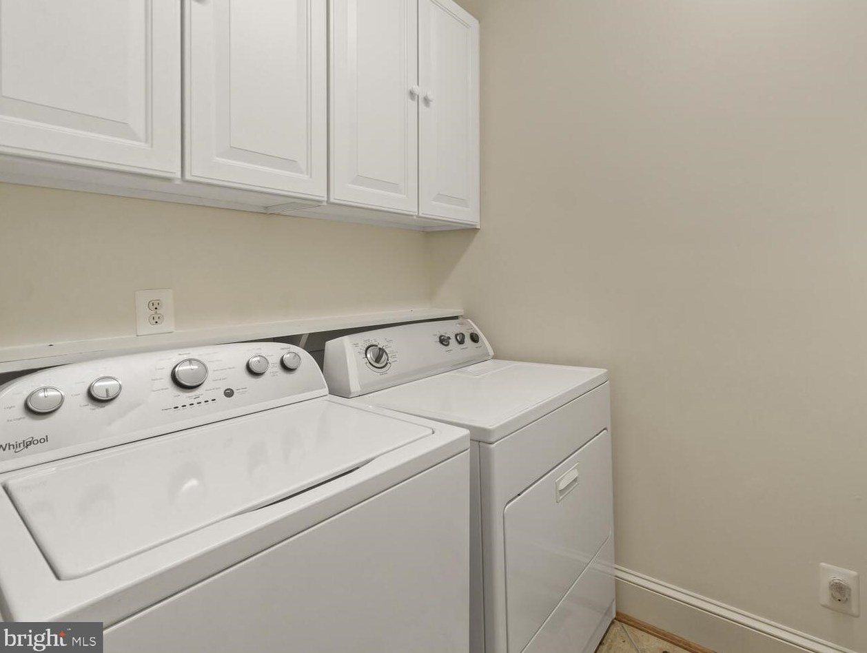 24516 Hanson Rd, Gaithersburg MD 20882-3504 exterior