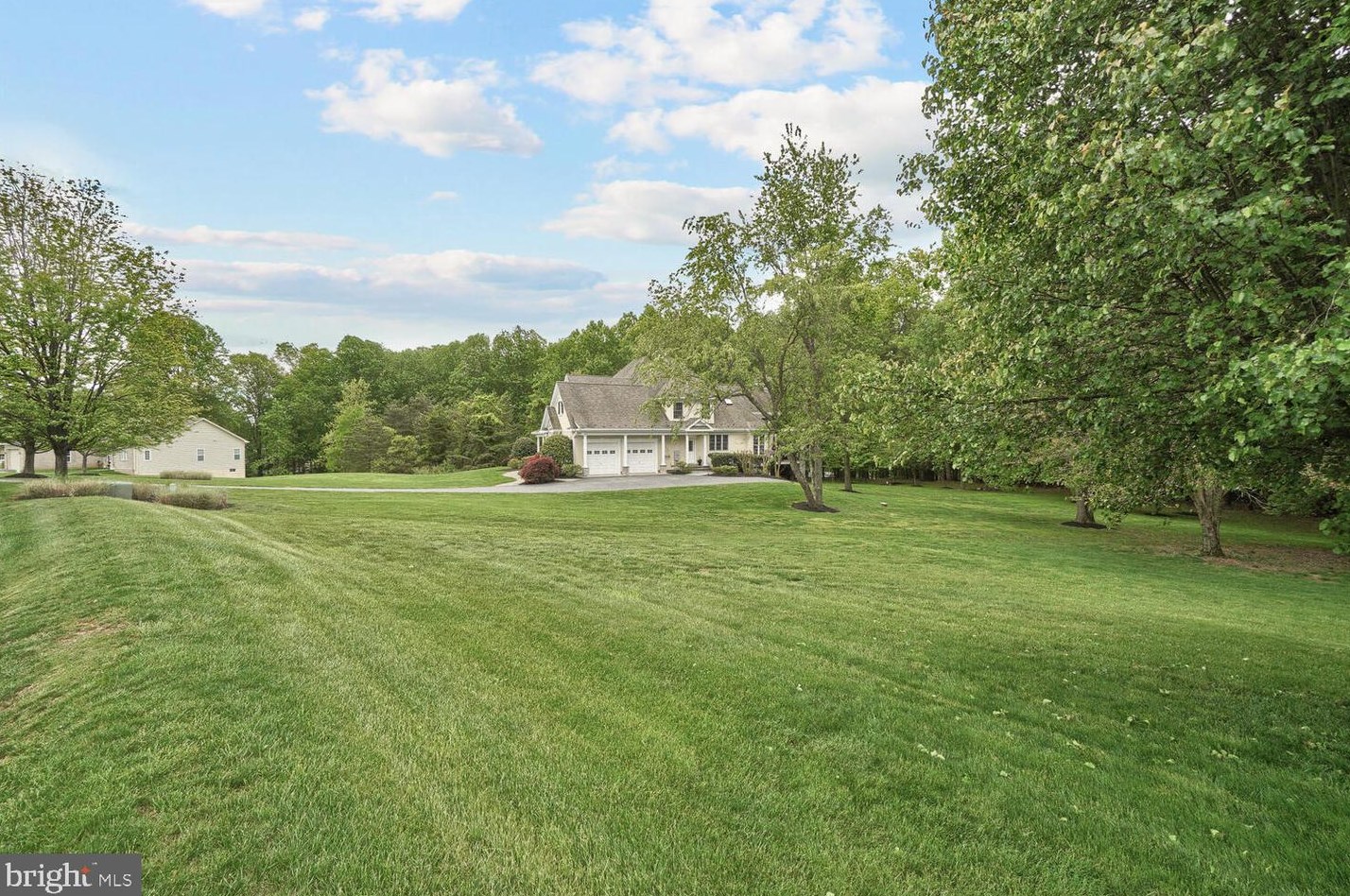 24516 Hanson Rd, Gaithersburg MD 20882-3504 exterior