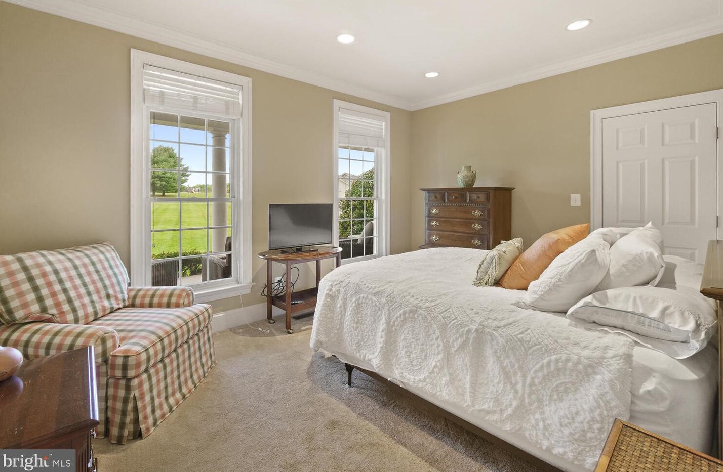 24516 Hanson Rd, Gaithersburg MD 20882-3504 exterior