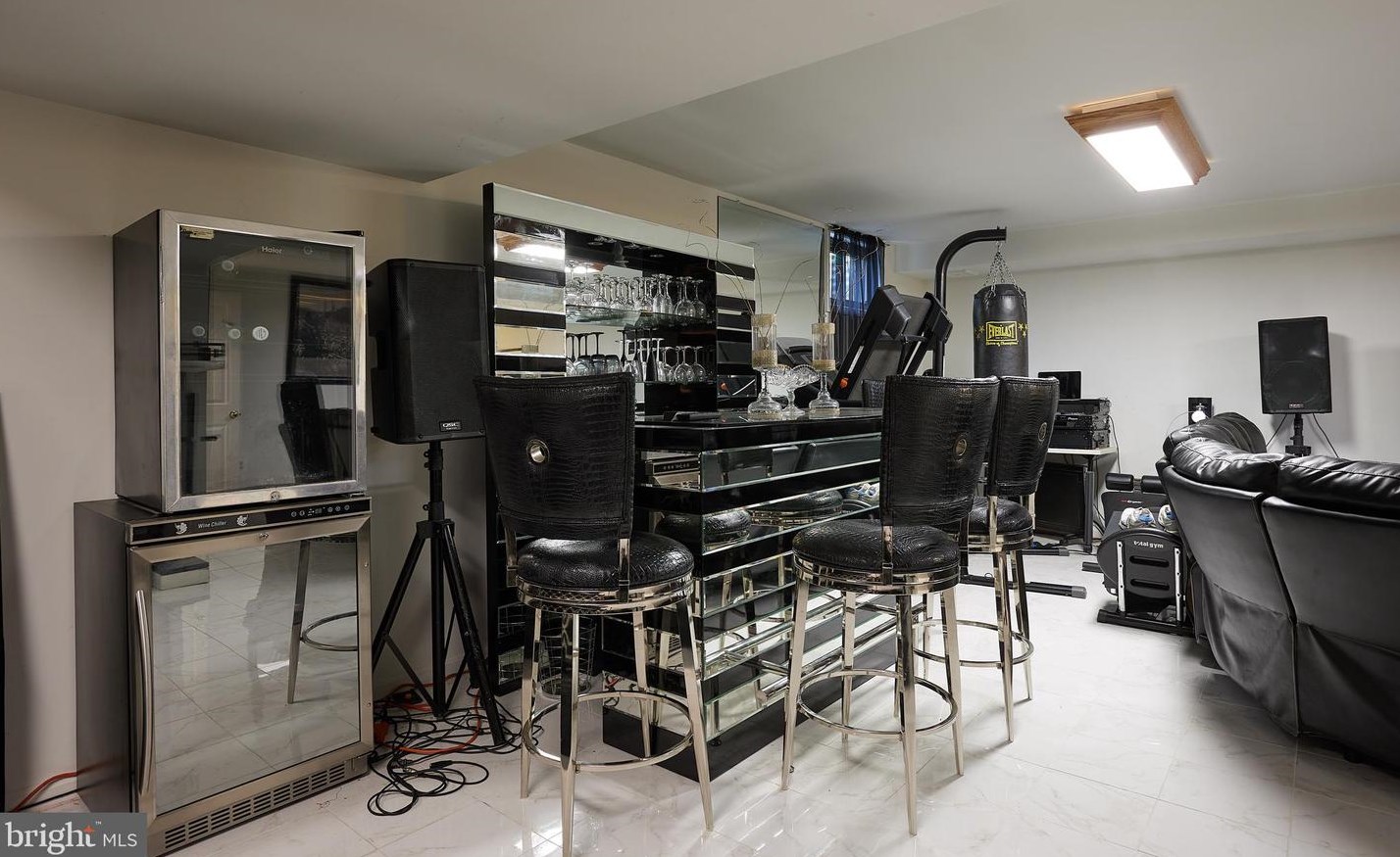 20504 Aspenwood Ln, Gaithersburg MD 20886-1231 exterior