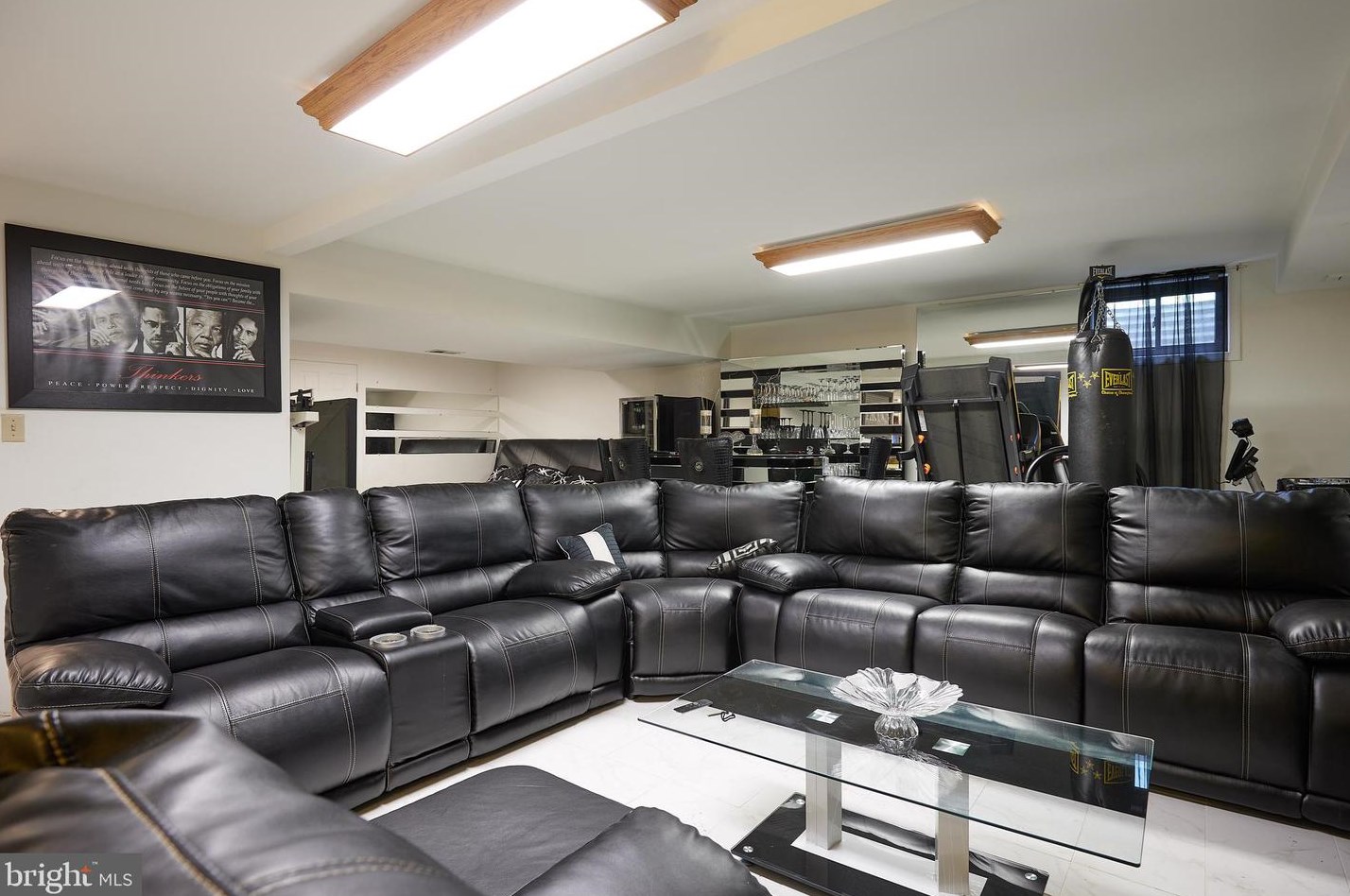 20504 Aspenwood Ln, Gaithersburg MD 20886-1231 exterior