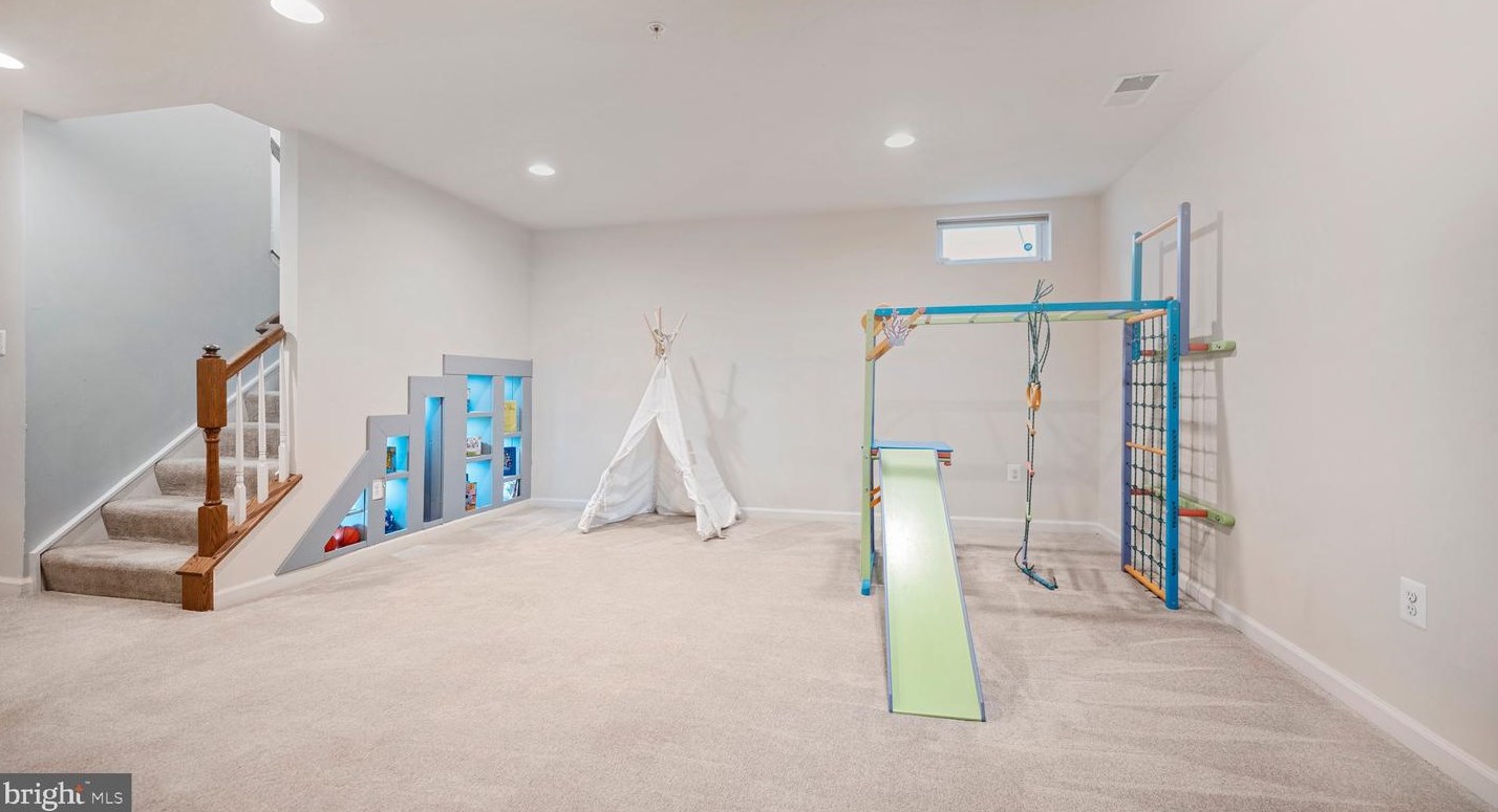 22524 Muscadine Dr, Clarksburg MD  20871-3343 exterior