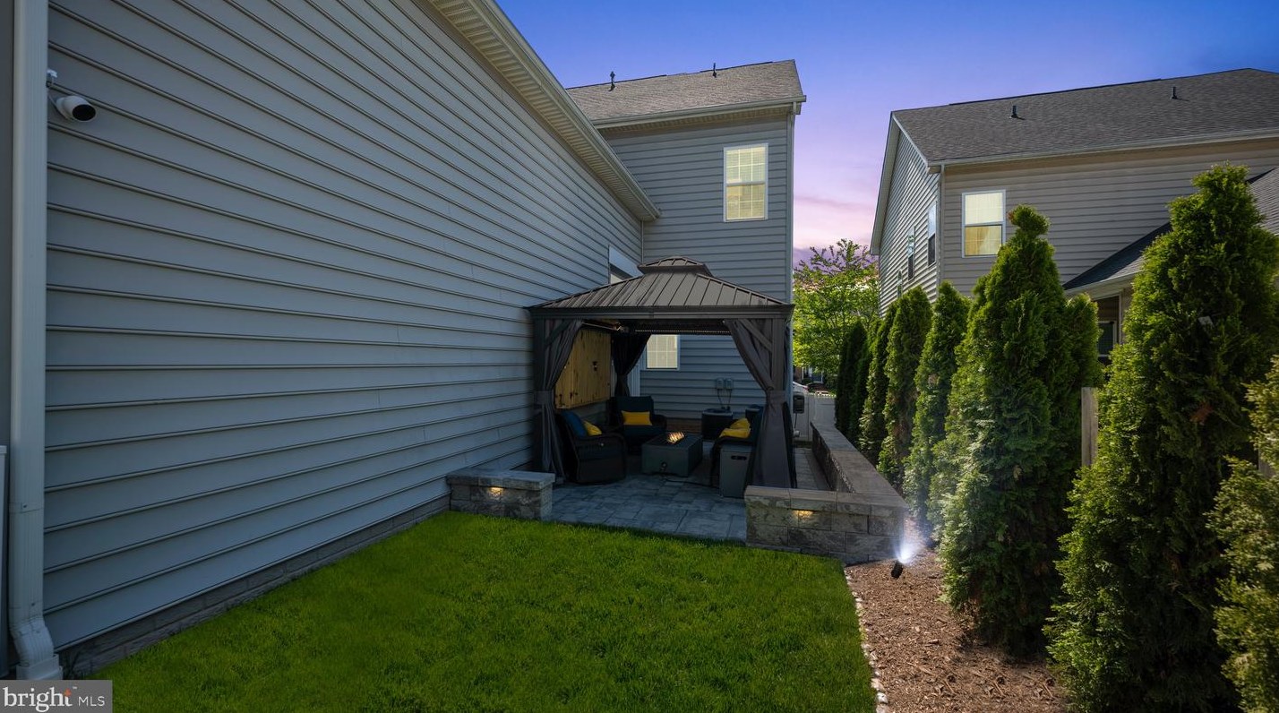 22524 Muscadine Dr, Clarksburg MD  20871-3343 exterior