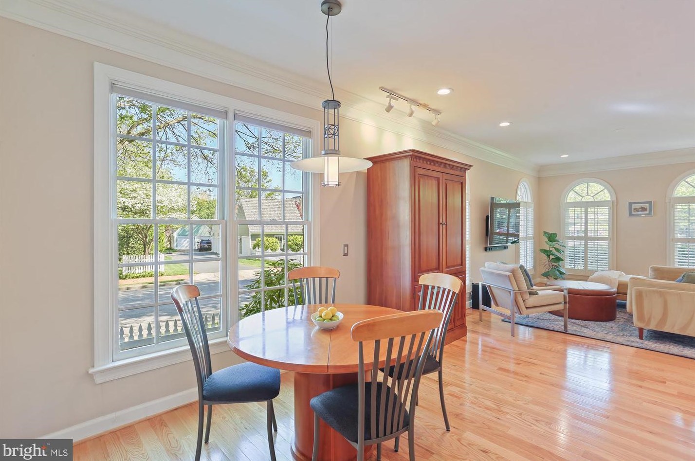 203 Beckwith St, Gaithersburg MD 20878-5603 exterior