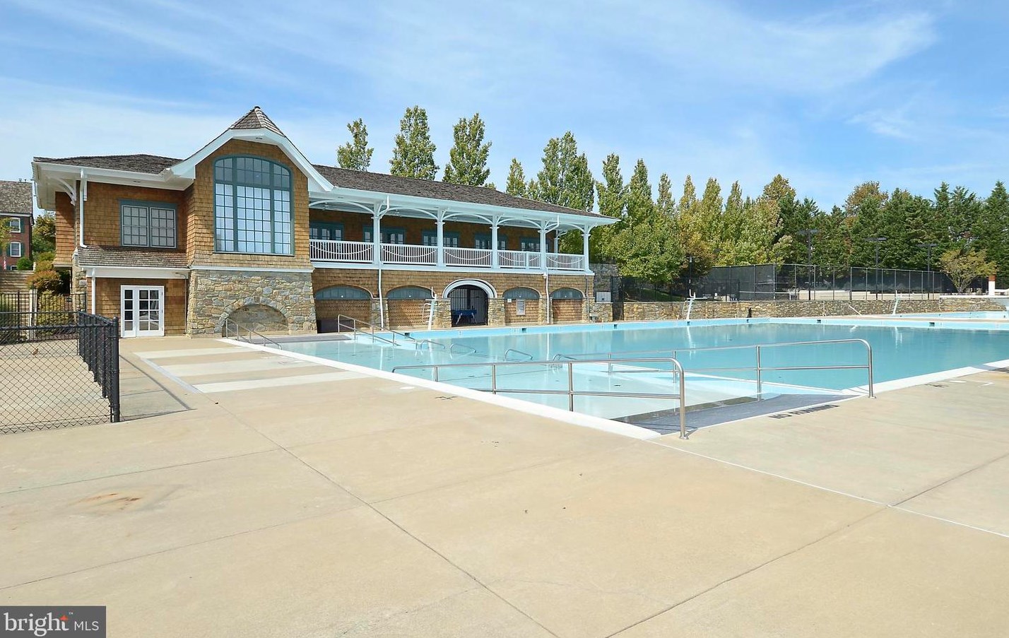 203 Beckwith St, Gaithersburg MD 20878-5603 exterior