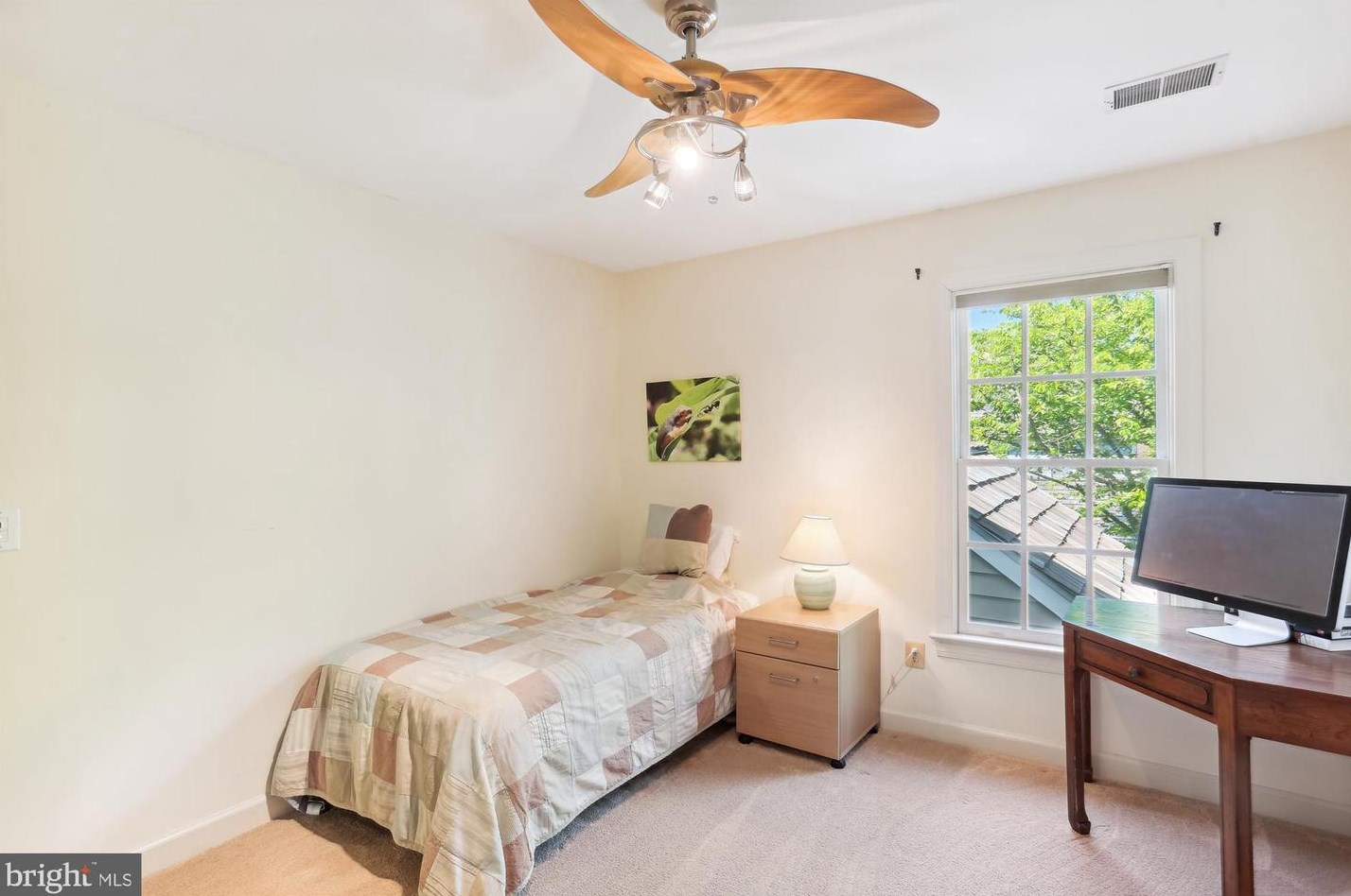 203 Beckwith St, Gaithersburg MD 20878-5603 exterior