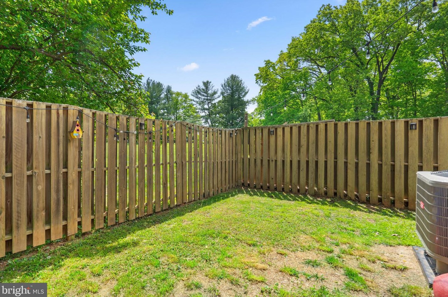 20101 Torrey Pond Pl, Gaithersburg MD  20886-1119 exterior