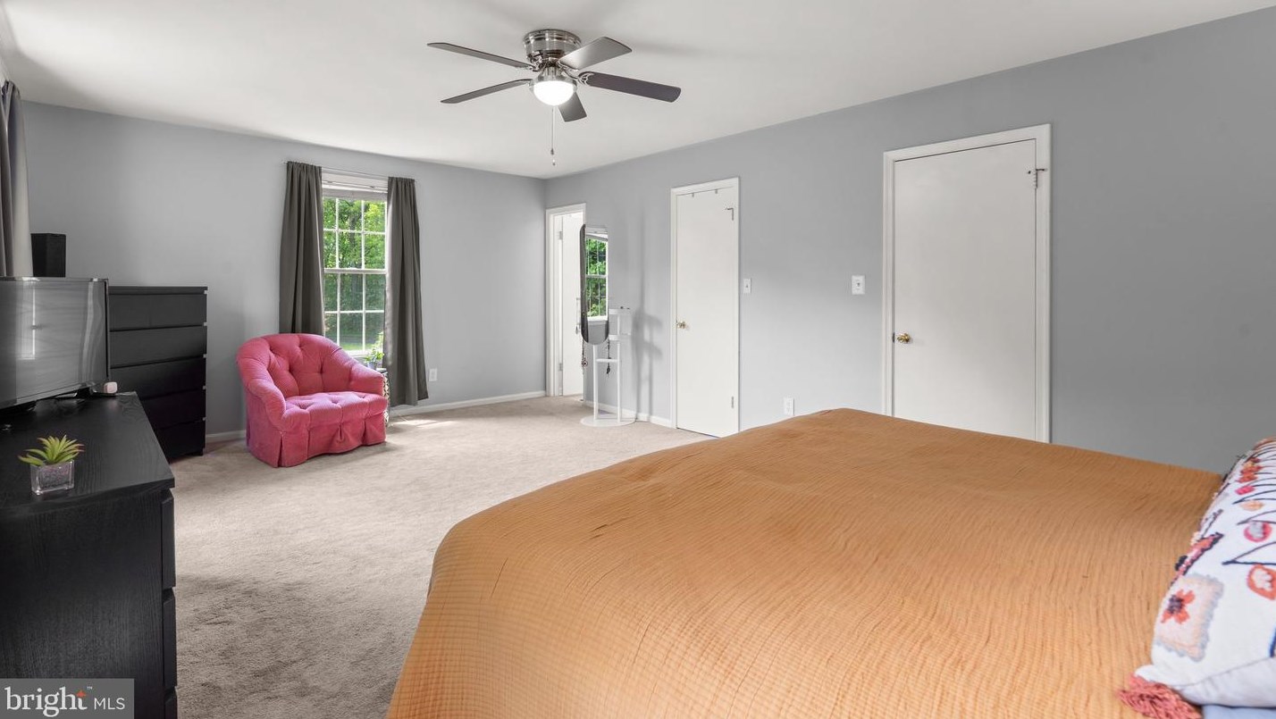 20101 Torrey Pond Pl, Gaithersburg MD  20886-1119 exterior