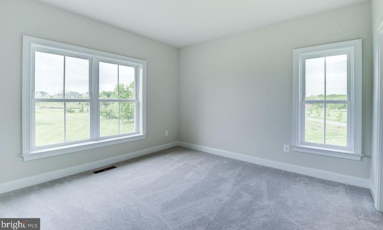 6820 Maple Knoll Dr, Gaithersburg MD  20882 exterior