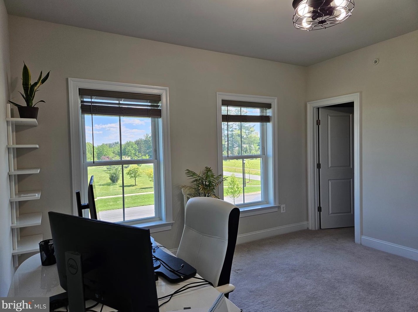 6820 Maple Knoll Dr, Gaithersburg MD  20882 exterior