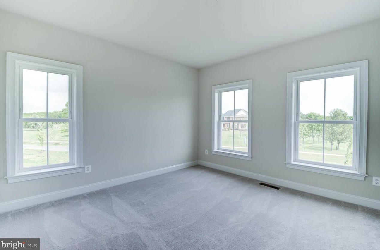 6820 Maple Knoll Dr, Gaithersburg MD  20882 exterior