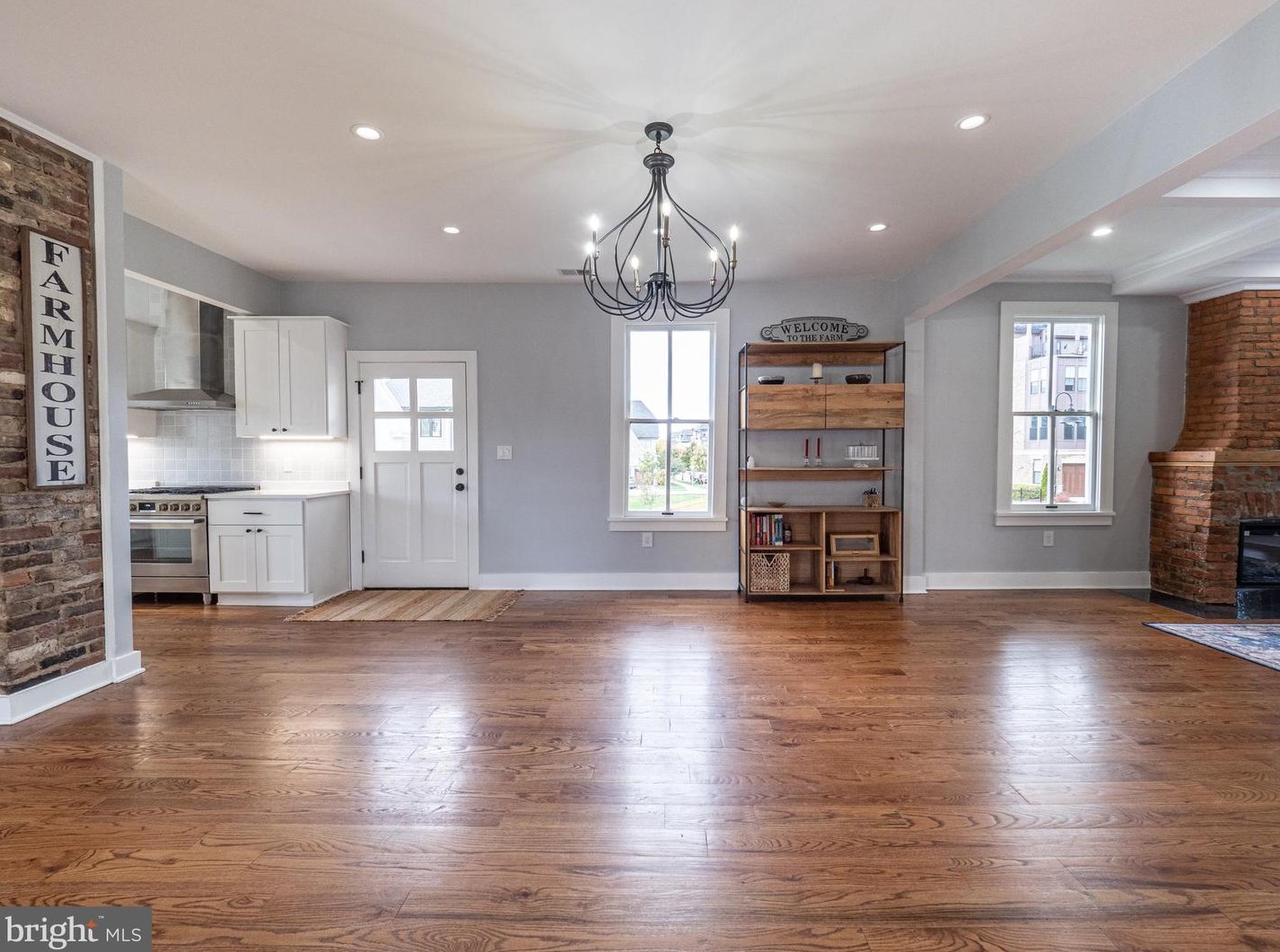 605 Steinbeck Ave, Gaithersburg MD  20878 exterior