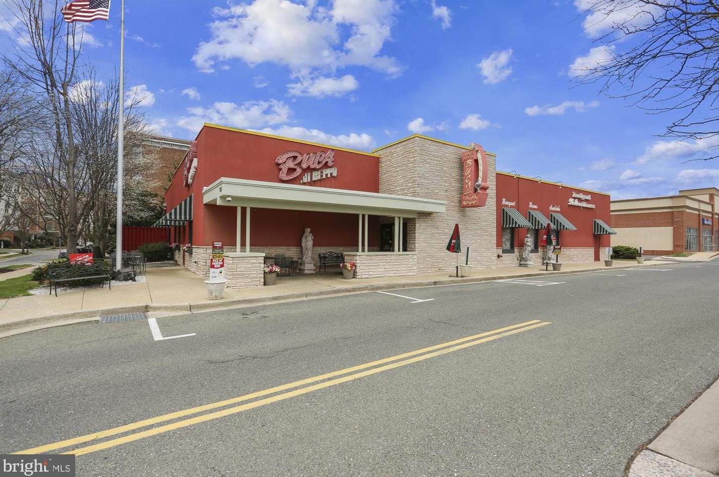 809 Gatestone St, Gaithersburg MD  20878-2183 exterior
