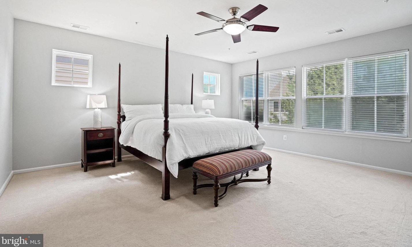 13222 Windsong Ln, Clarksburg MD 20871-5301 exterior