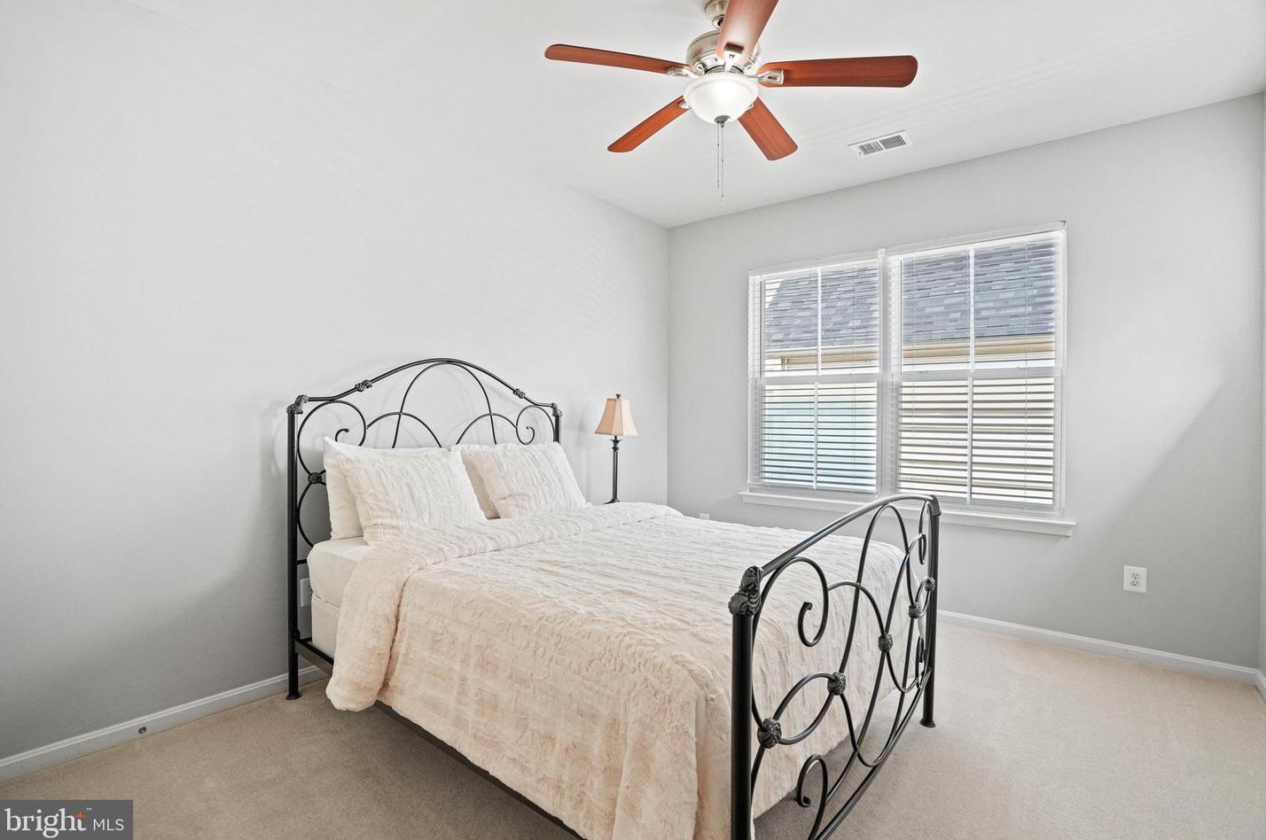 13222 Windsong Ln, Clarksburg MD 20871-5301 exterior