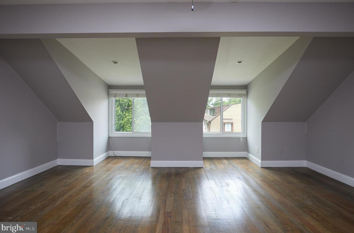 9853 Brookridge Ct, Gaithersburg MD  20886-1109 exterior