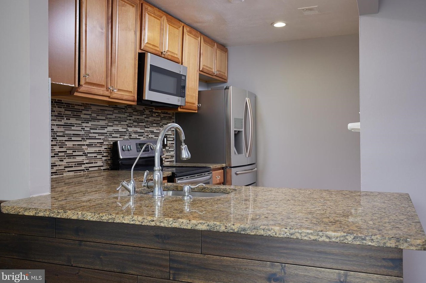 9853 Brookridge Ct, Gaithersburg MD  20886-1109 exterior