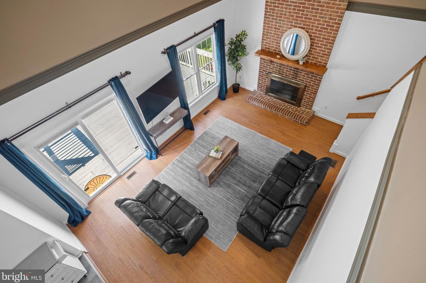 12104 Damson Dr, Gaithersburg MD  20878-3335 exterior