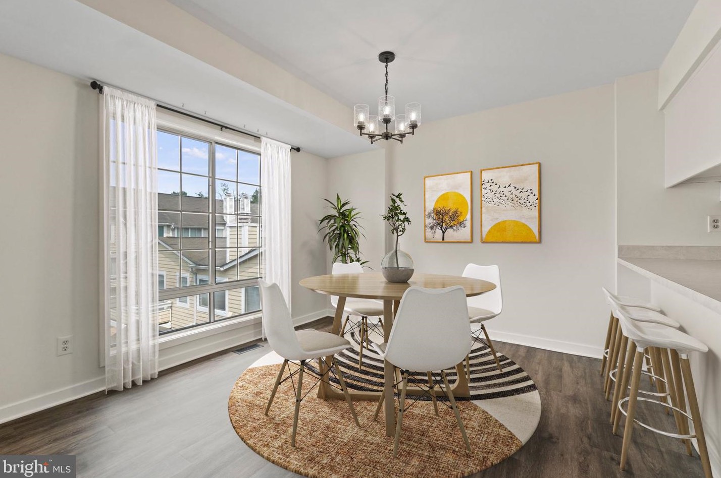 9819 Lake Shore Dr, Gaithersburg MD  20886-4266 exterior