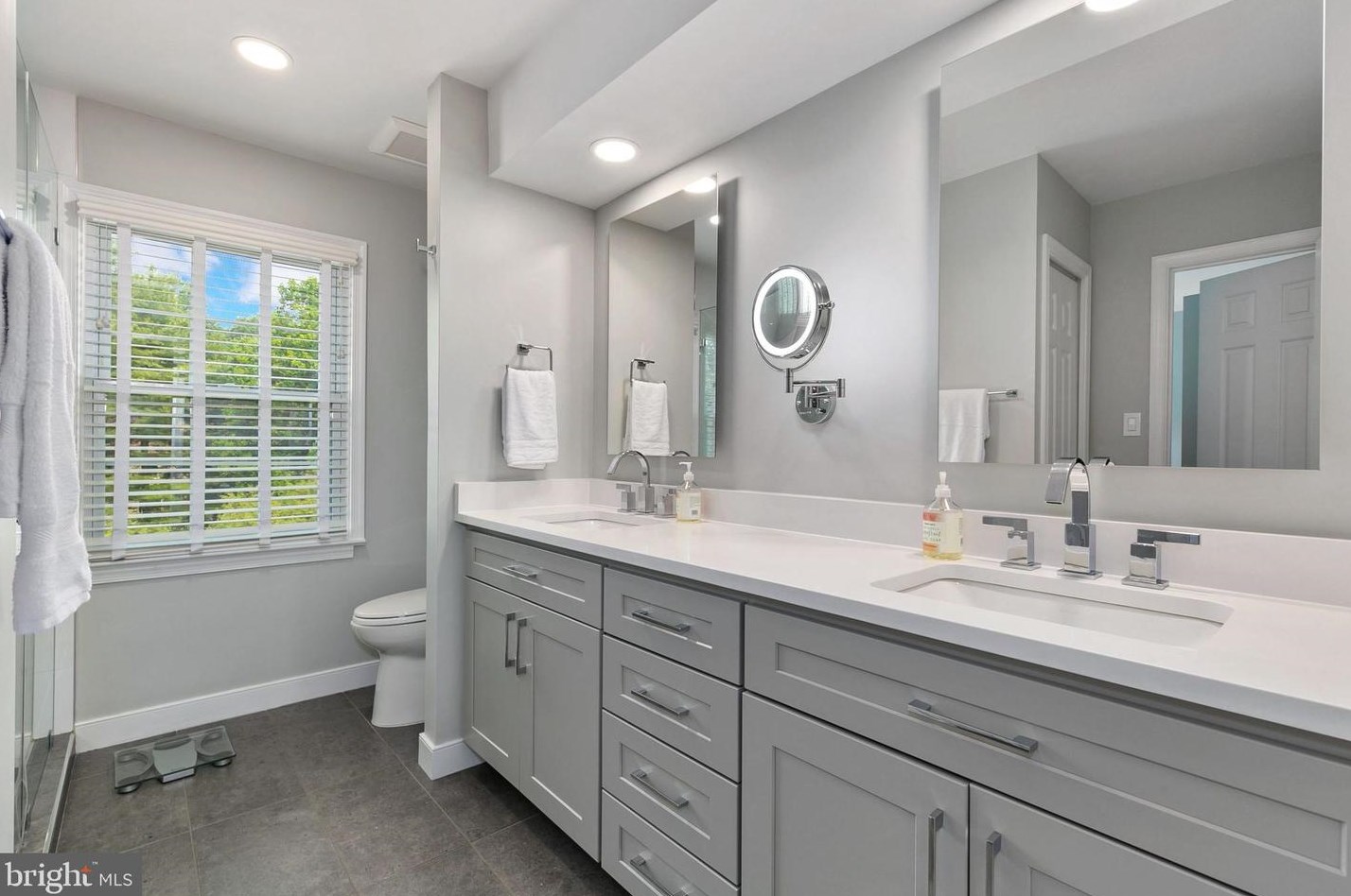 11531 Pleasant Mdw Dr, Gaithersburg MD 20878-4259 exterior