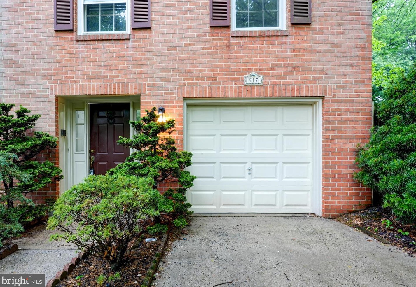 917 Wild Forest Dr, Gaithersburg MD  20879-3209 exterior