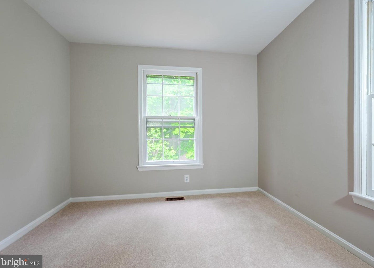 917 Wild Forest Dr, Gaithersburg MD  20879-3209 exterior