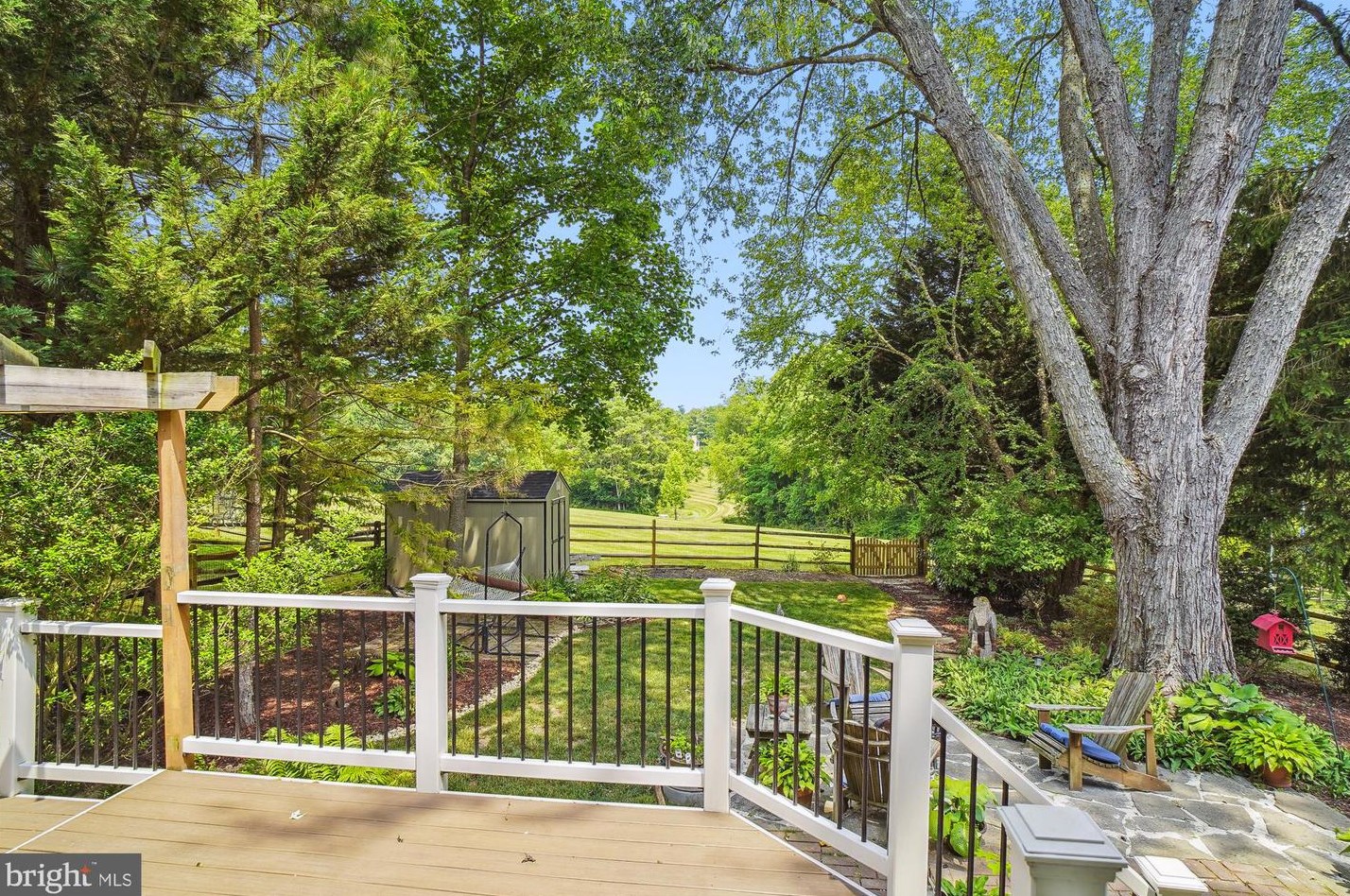 23840 Rolling Fork Way, Gaithersburg MD  20882-2727 exterior