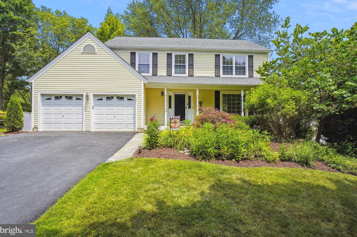 23840 Rolling Fork Way, Gaithersburg MD  20882-2727 exterior