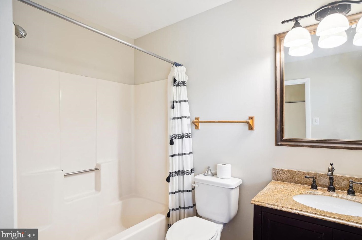 23840 Rolling Fork Way, Gaithersburg MD  20882-2727 exterior