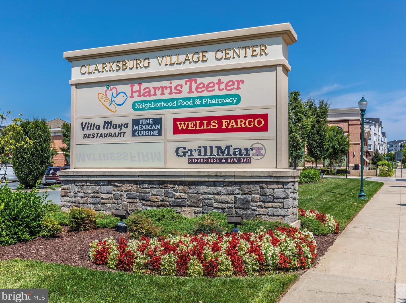 12619 Grand Elm St, Clarksburg MD 20871-4483 exterior