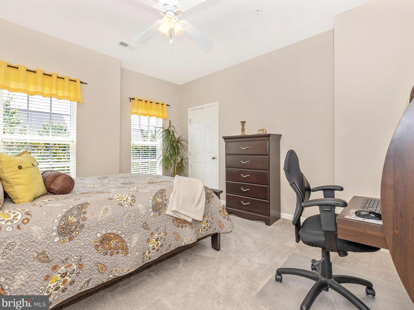 12619 Grand Elm St, Clarksburg MD 20871-4483 exterior