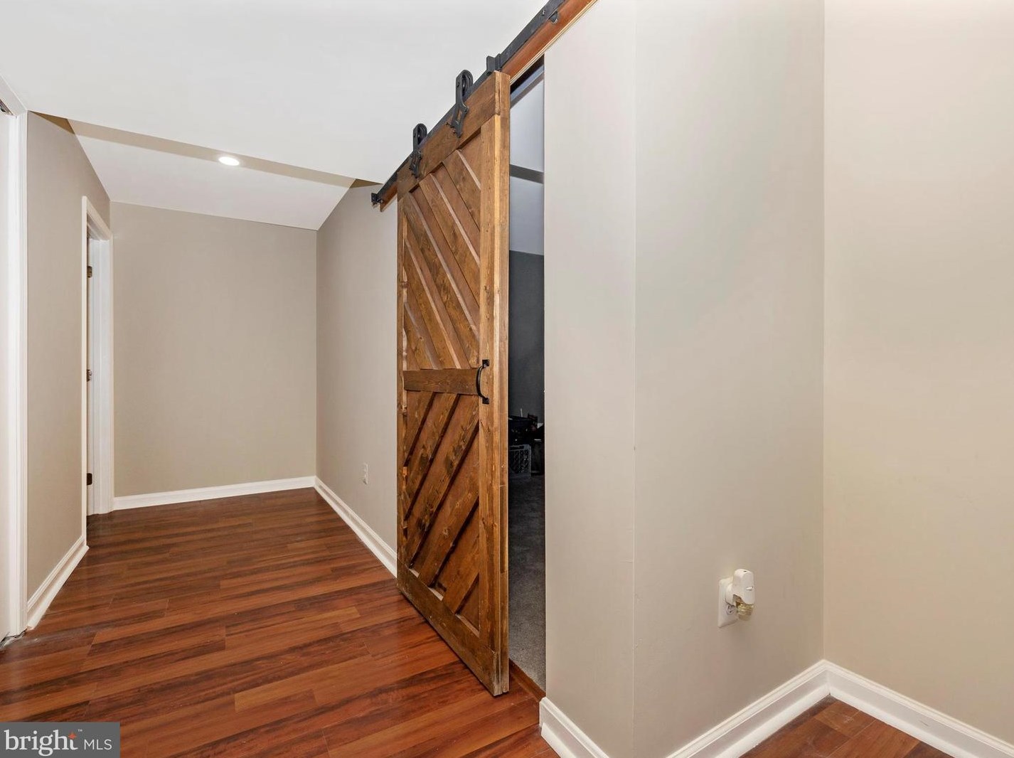 12619 Grand Elm St, Clarksburg MD 20871-4483 exterior