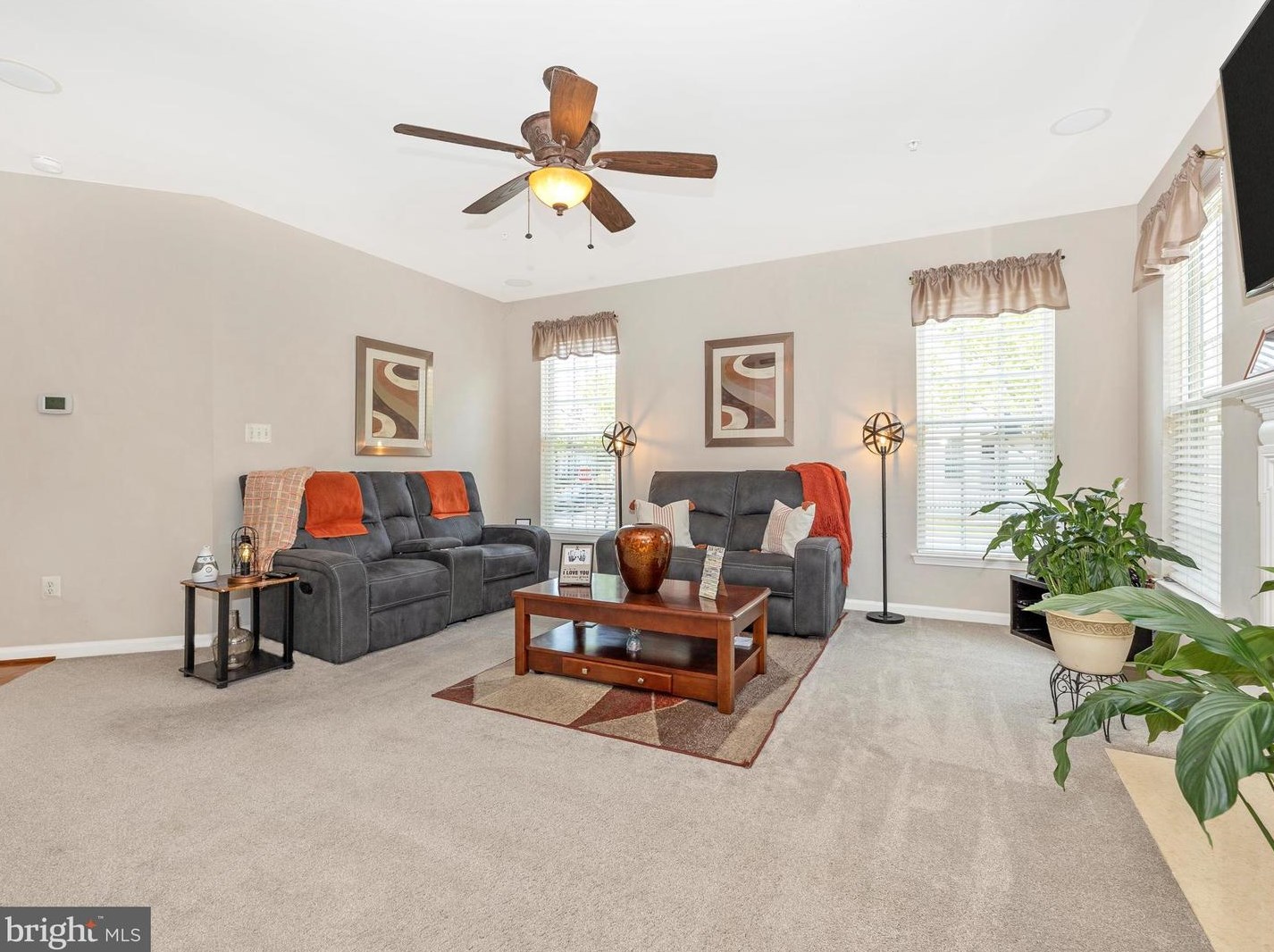 12619 Grand Elm St, Clarksburg MD 20871-4483 exterior