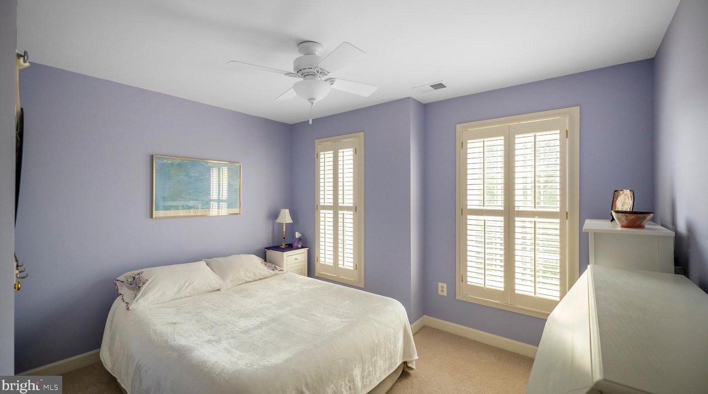 12873 Murphy Grove Ter, Clarksburg MD 20871-4318 exterior