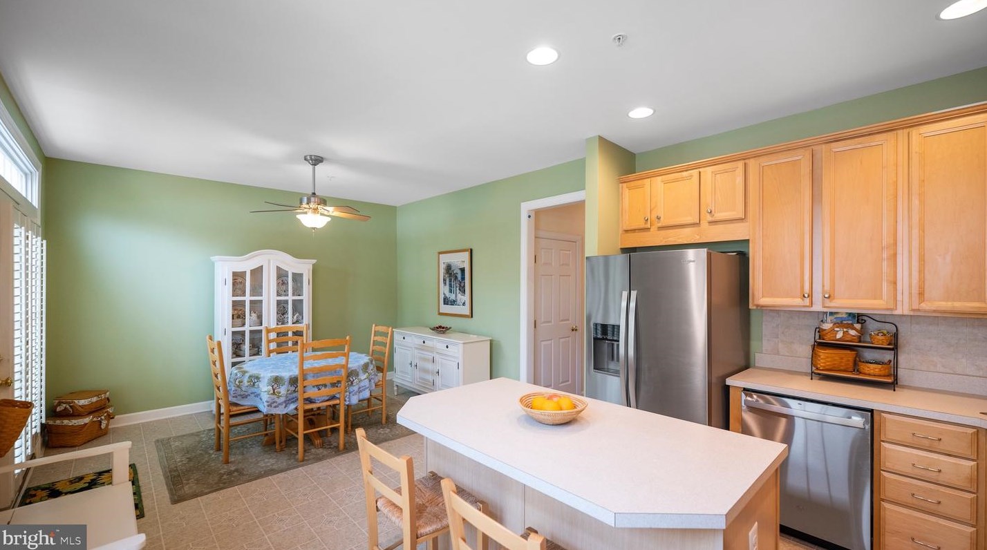 12873 Murphy Grove Ter, Clarksburg MD 20871-4318 exterior