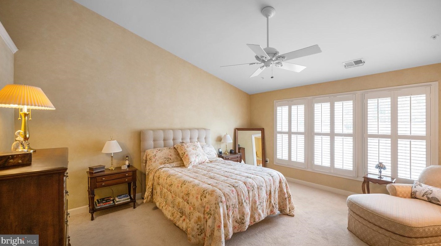 12873 Murphy Grove Ter, Clarksburg MD 20871-4318 exterior