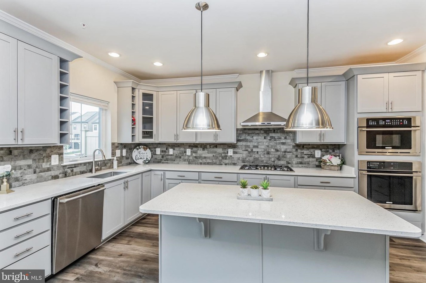 13213 Shawnee Ln, Clarksburg MD  20871 exterior