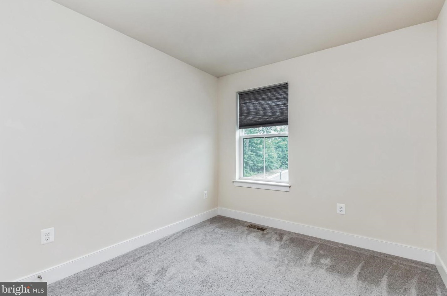 13213 Shawnee Ln, Clarksburg MD  20871 exterior