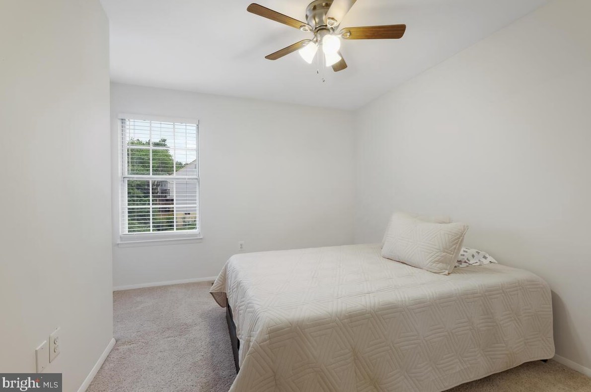 8404 Tea Rose Dr, Gaithersburg MD  20879-4651 exterior