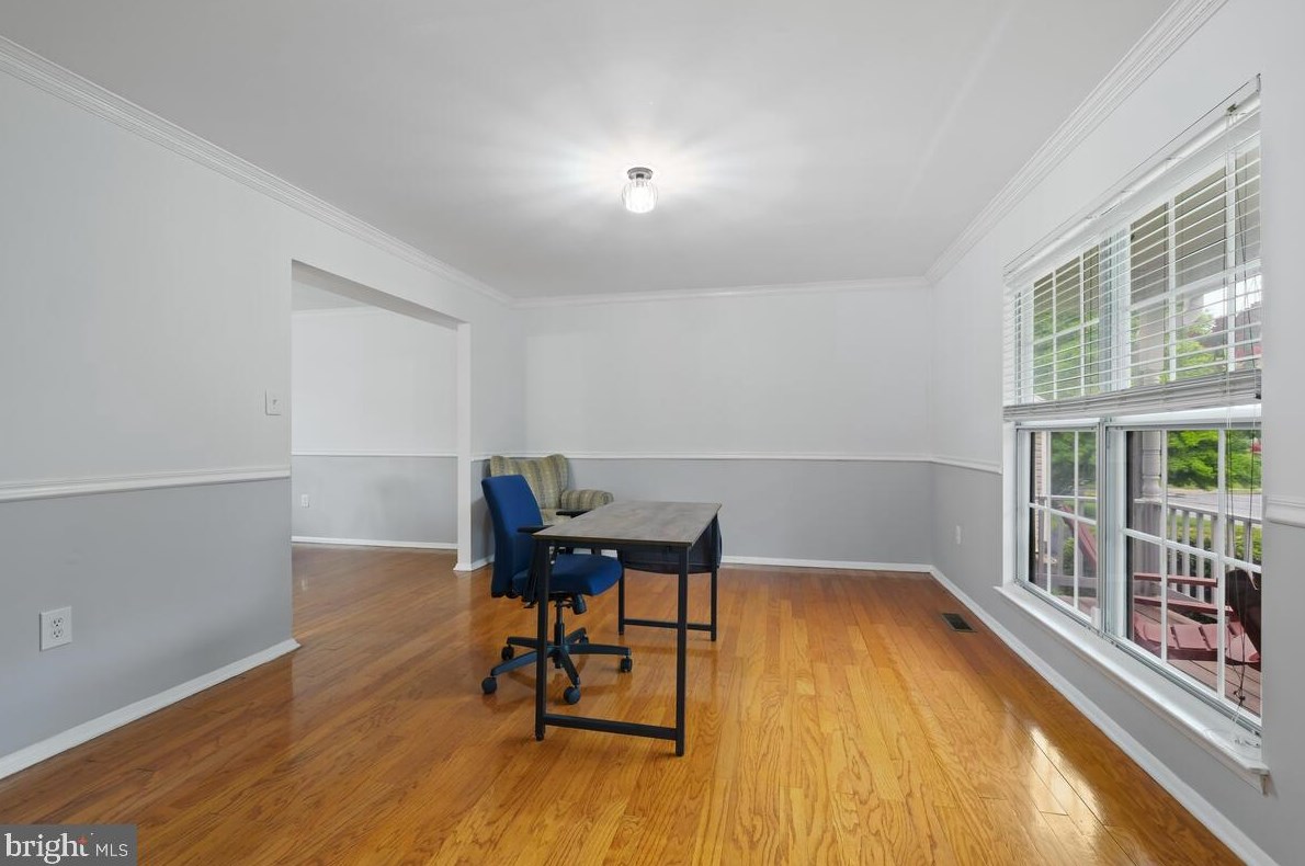 8404 Tea Rose Dr, Gaithersburg MD  20879-4651 exterior