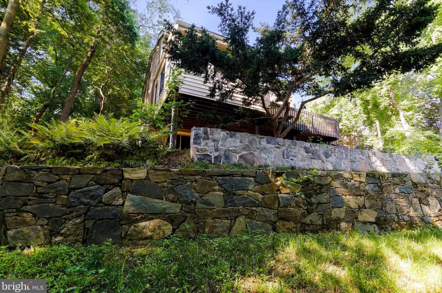 18929 Diary Rd, Gaithersburg MD 20886-3136 exterior